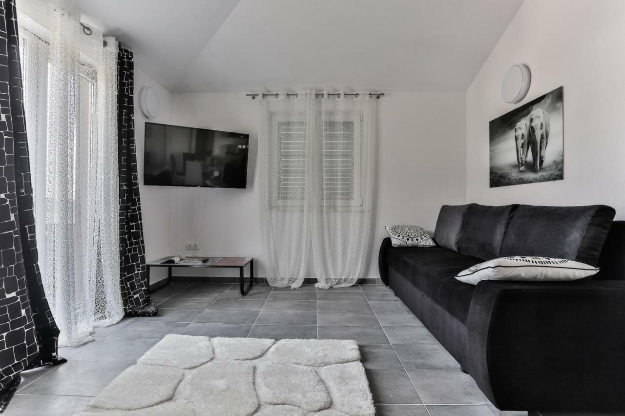 Villa Scandalli Sevid Exteriör bild